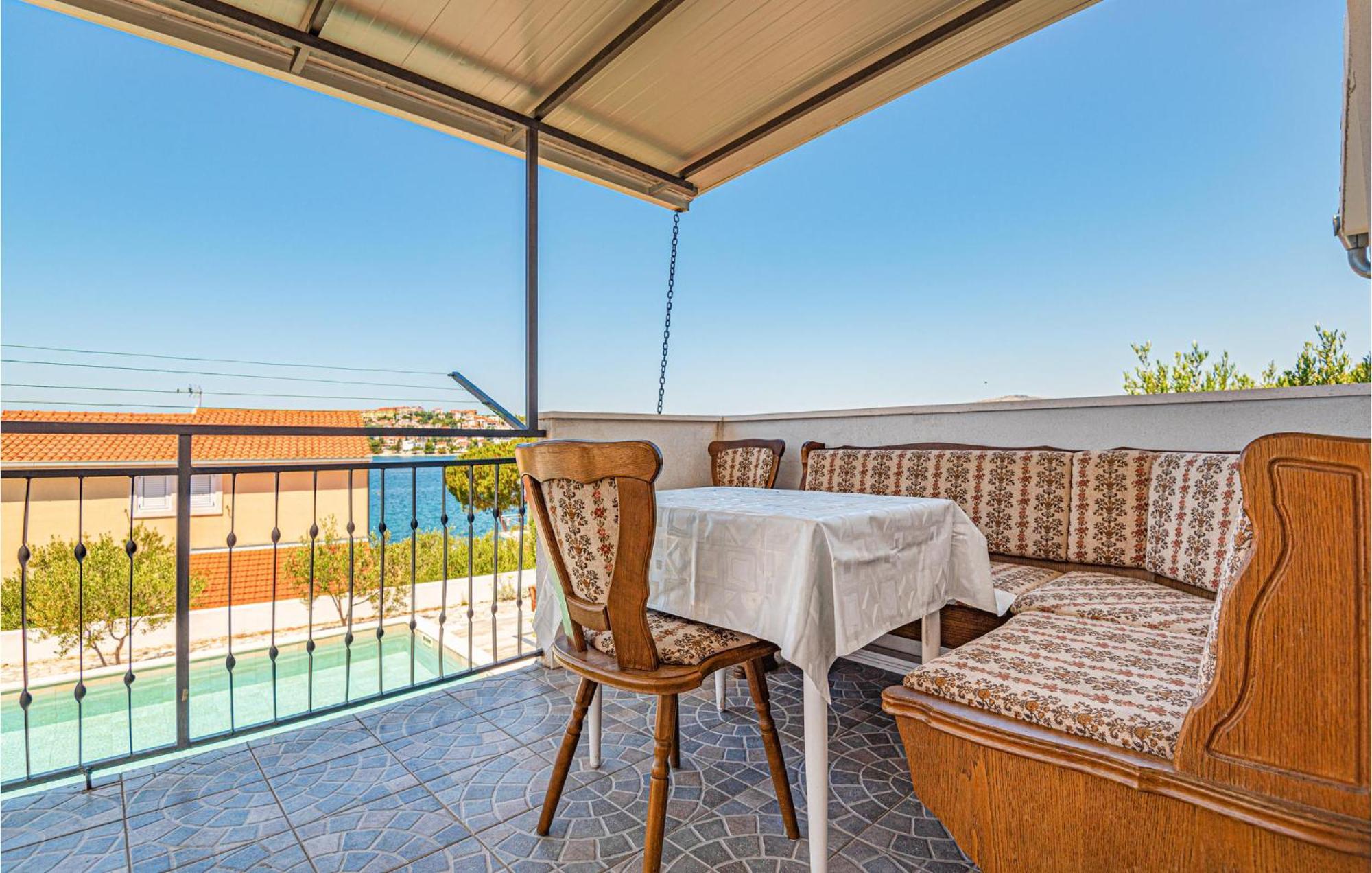 Nice Home In Zatoglav With House Sea View Podglavica Exterior foto
